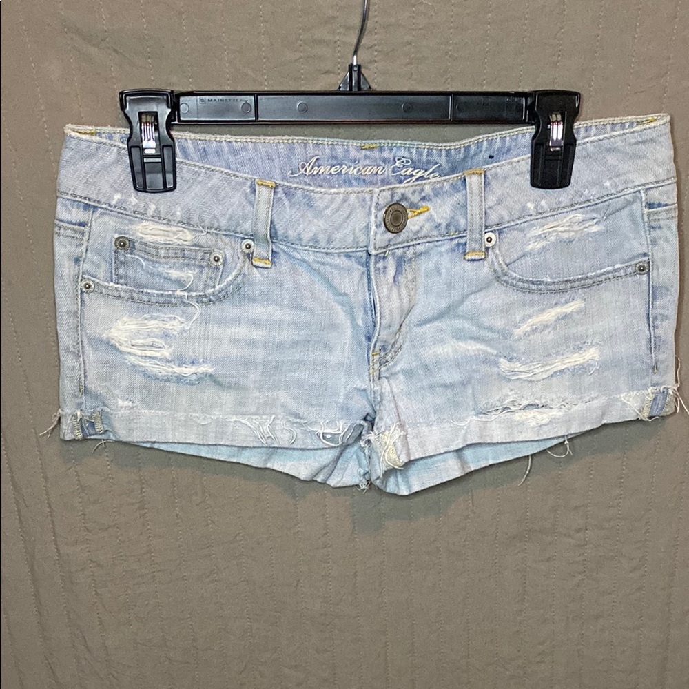 American Eagle Outfitters Light Blue Distressed Women's Shorts
